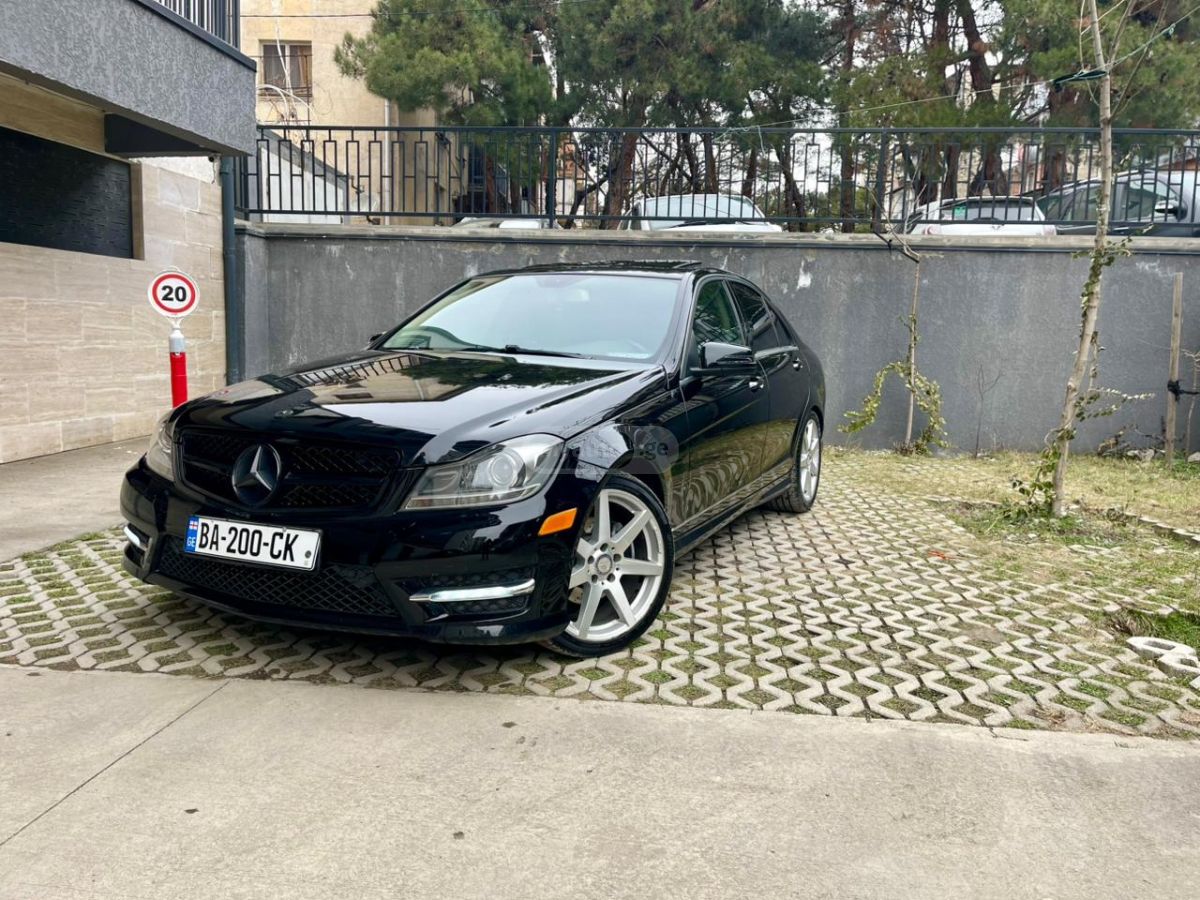 Mercedes-Benz C 250 2014 — photo 2