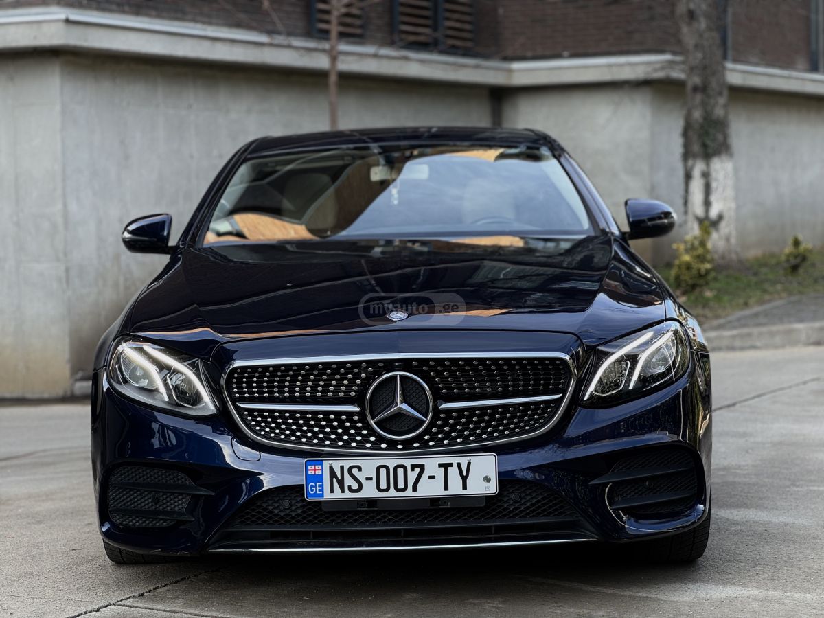 Mercedes-Benz E 300 2017 — photo 2