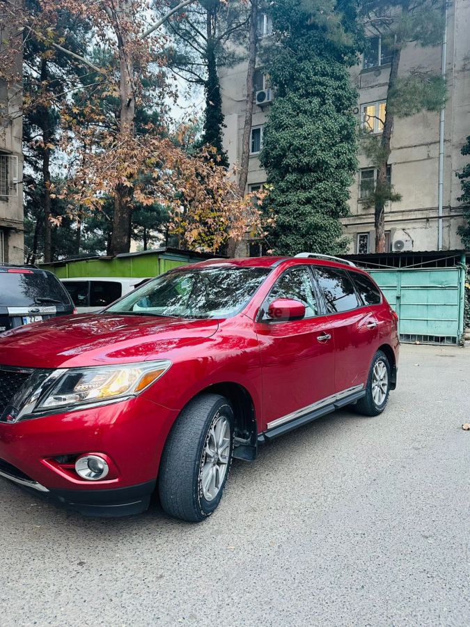Nissan Pathfinder 2015 — photo 2