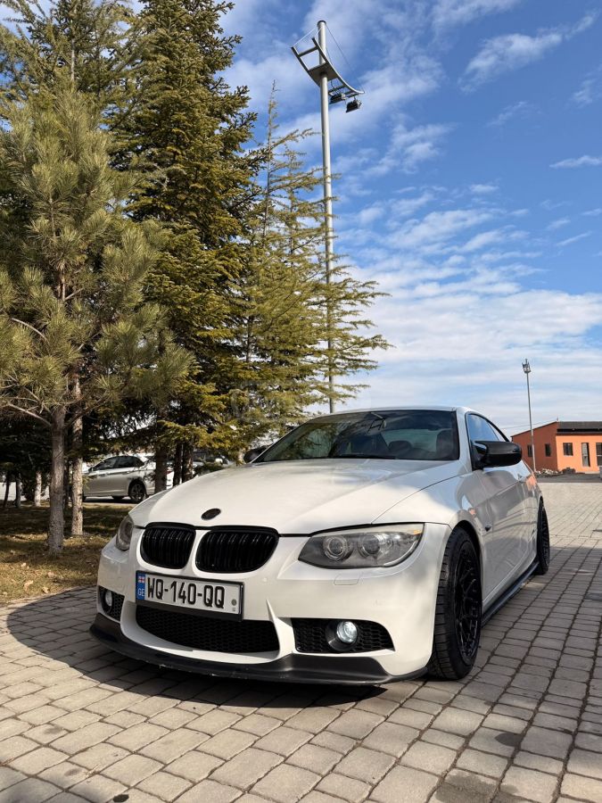 BMW 328 2011 — photo 2