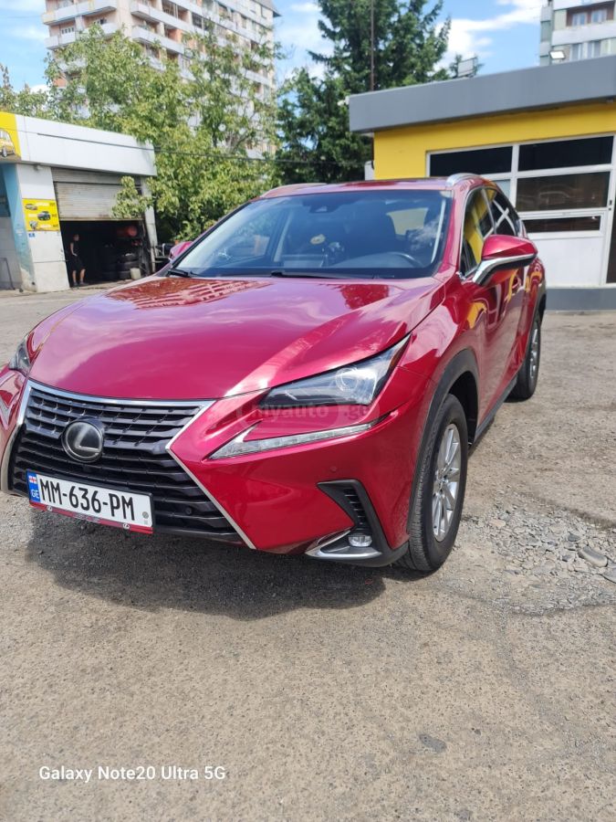 Lexus NX 300 2018 — photo 2