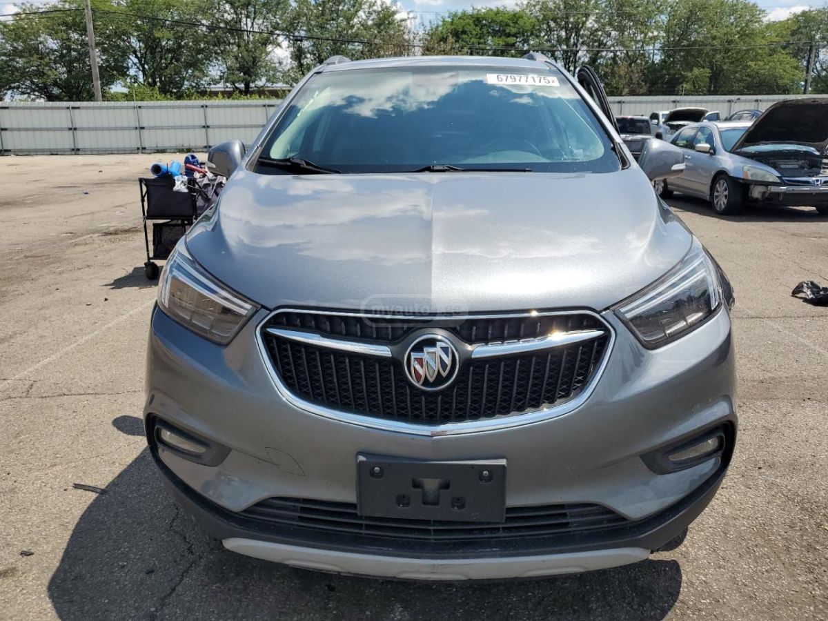 Buick Encore 2019 — photo 2