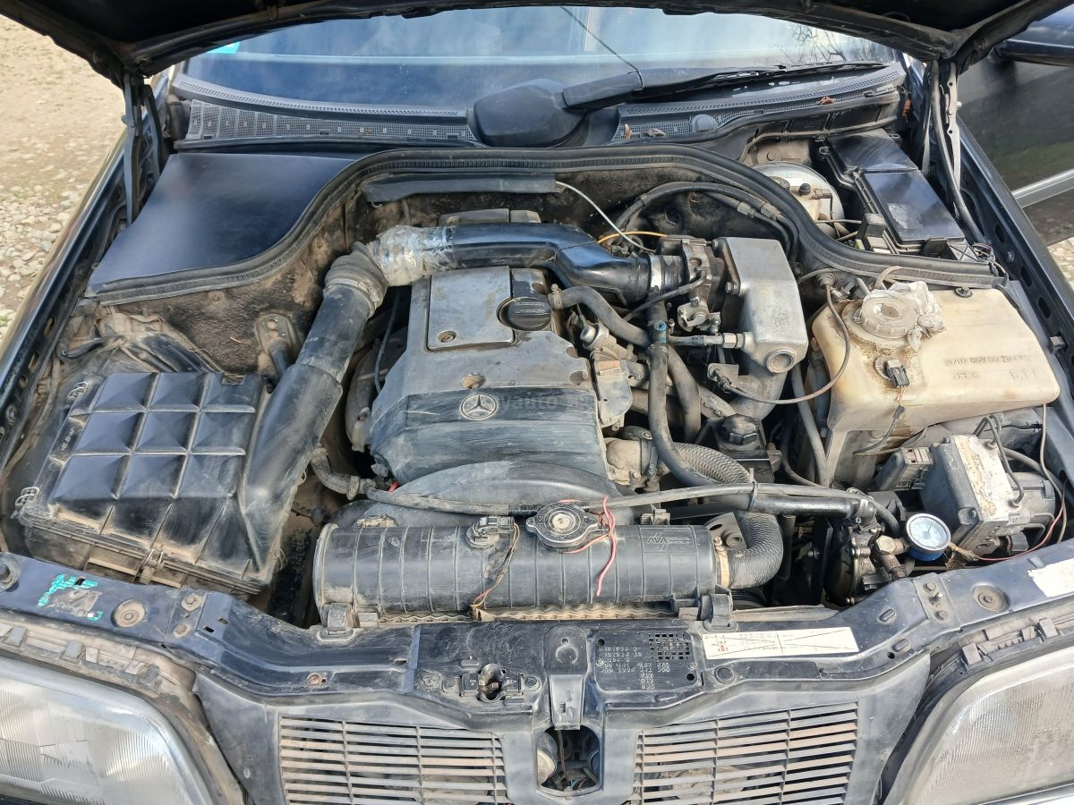 Mercedes-Benz C 180 1996 — photo 2
