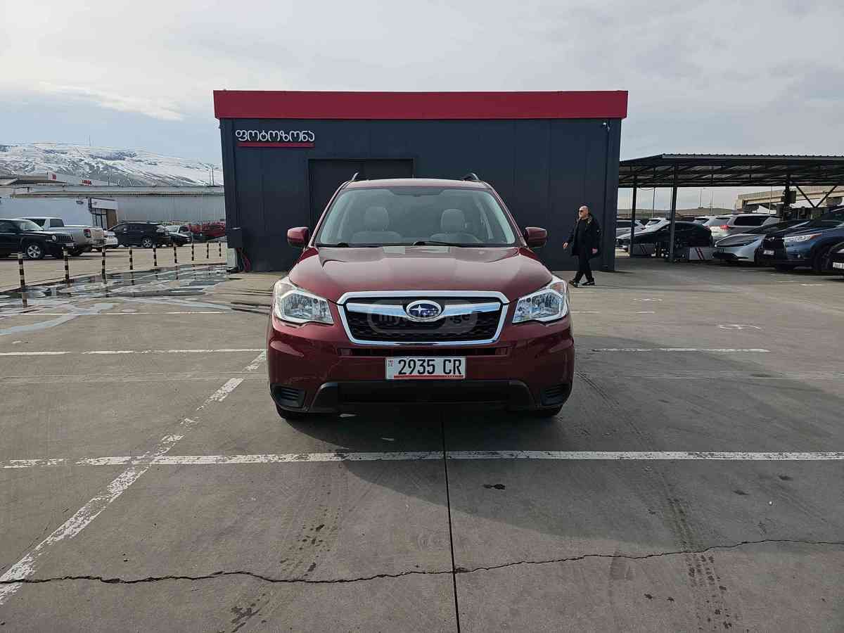 Subaru Forester 2015 — photo 2