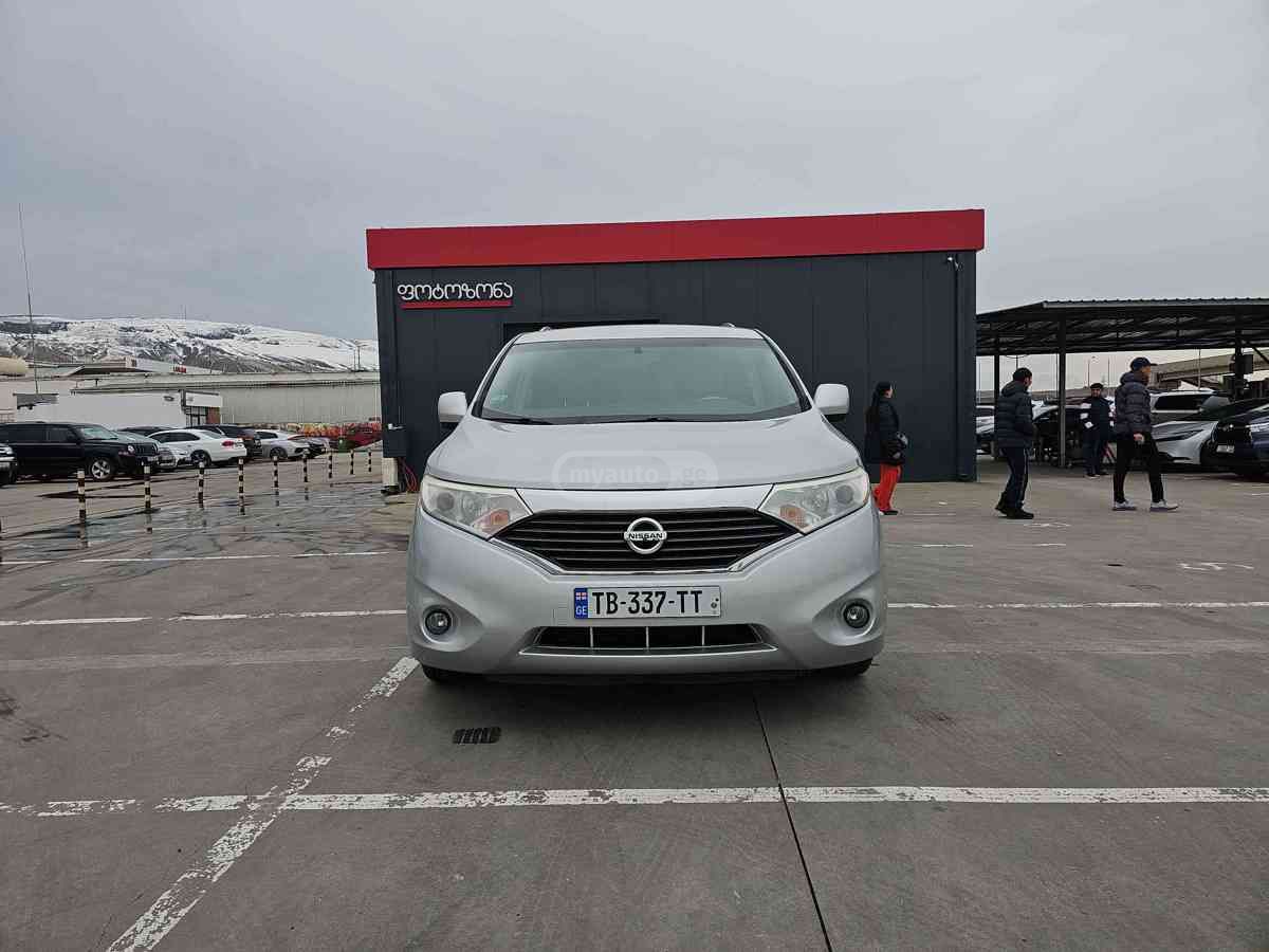 Nissan Quest 2016 — photo 2