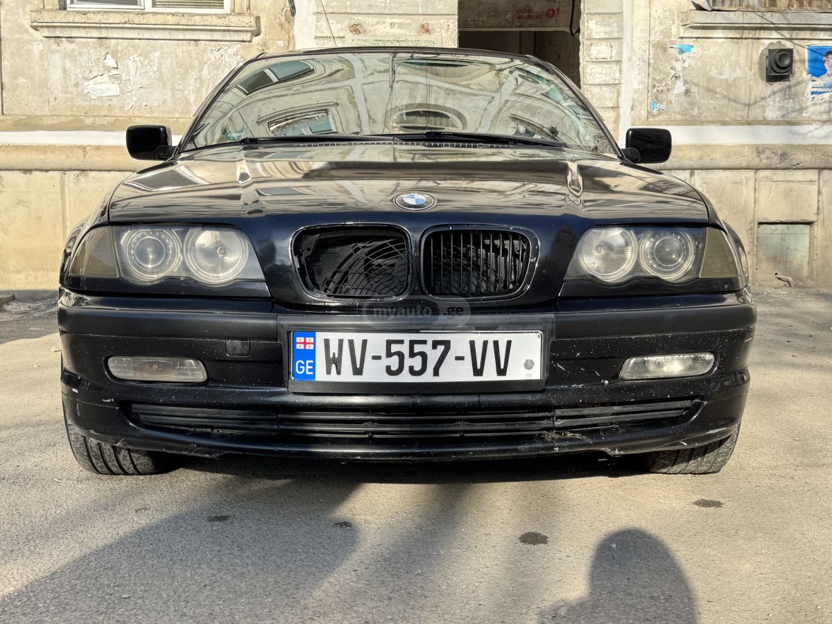 BMW 320
