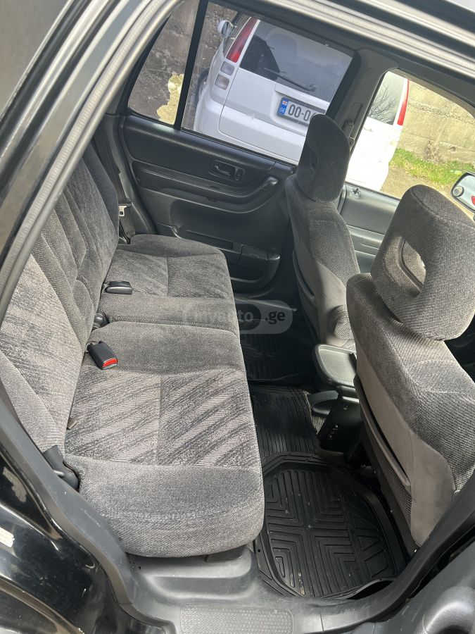 Honda CR-V 2001 — photo 2