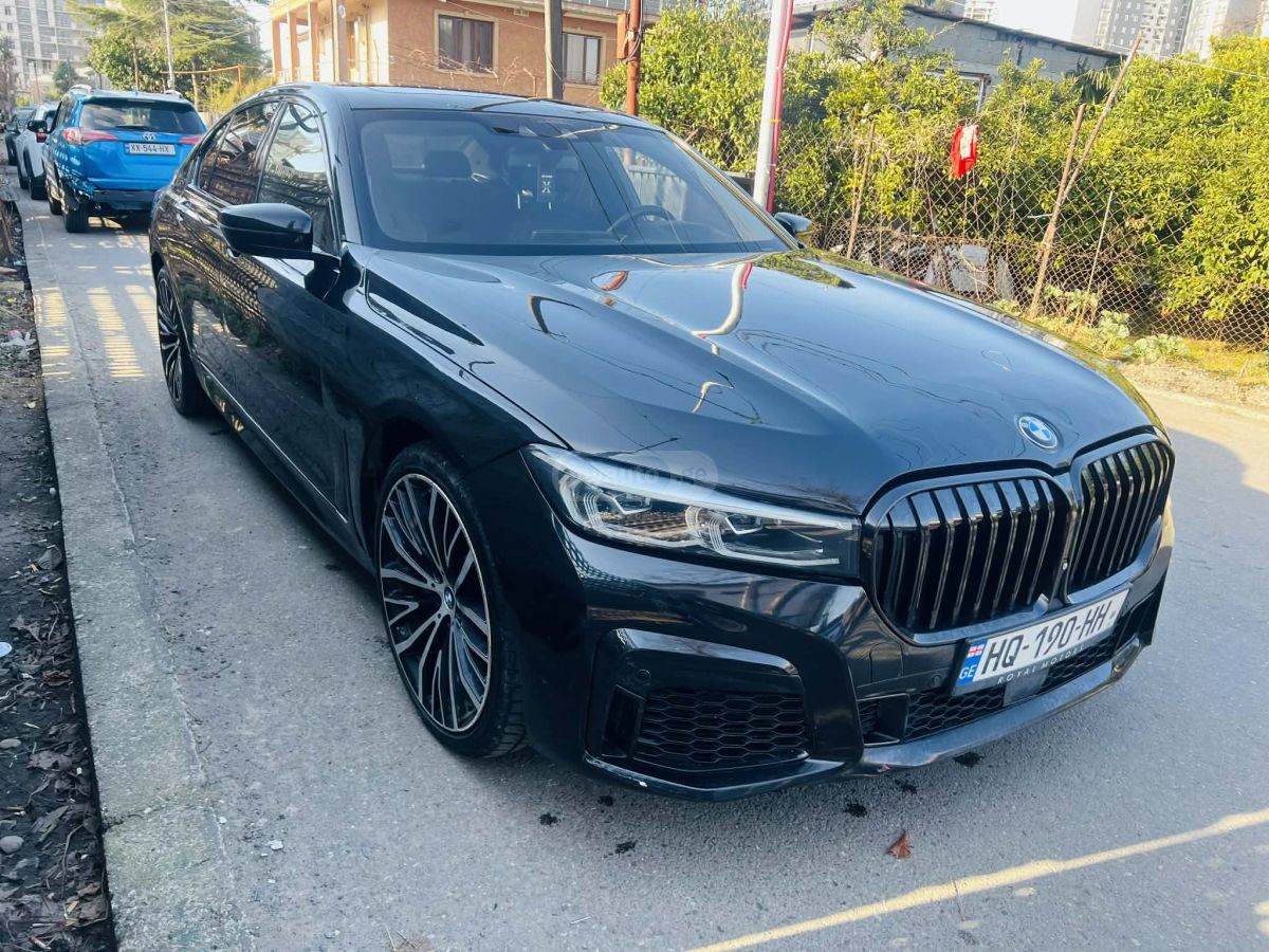 BMW 750