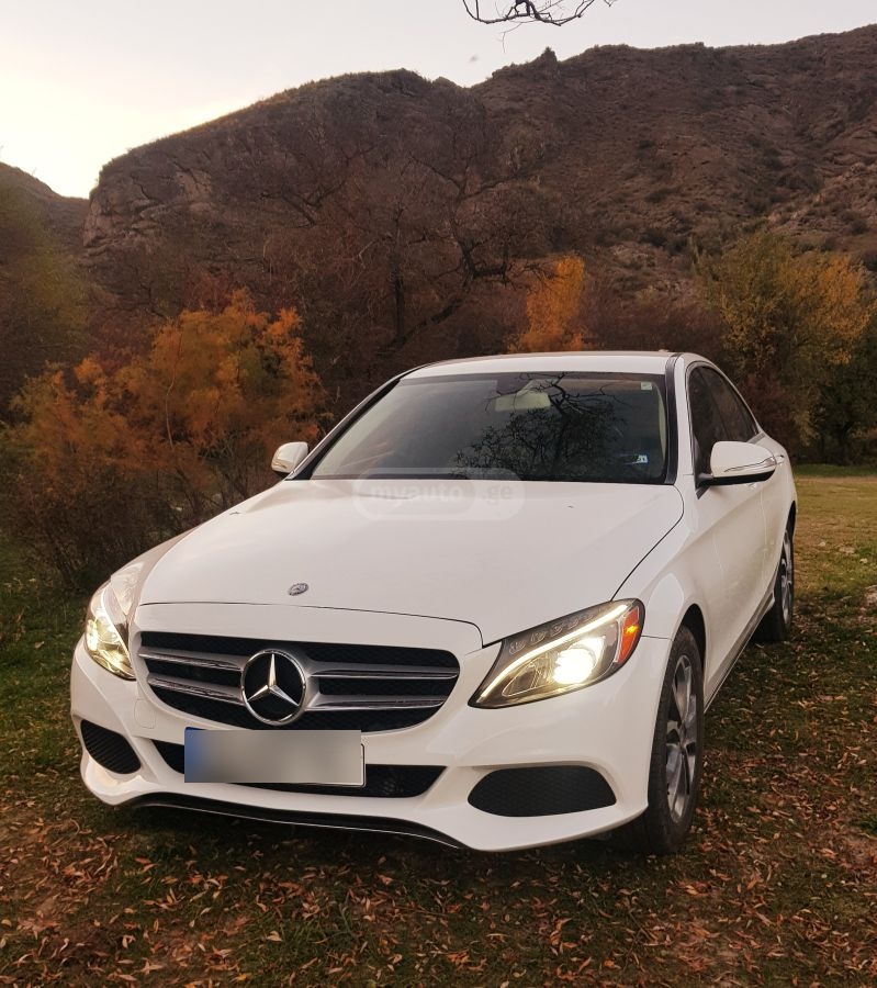Mercedes-Benz C 300 2014 — photo 2