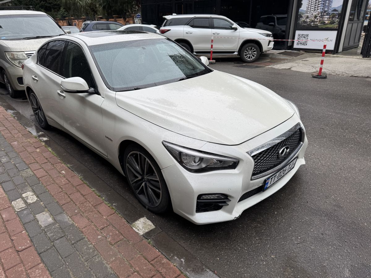 Infiniti Q50 2016 — photo 2