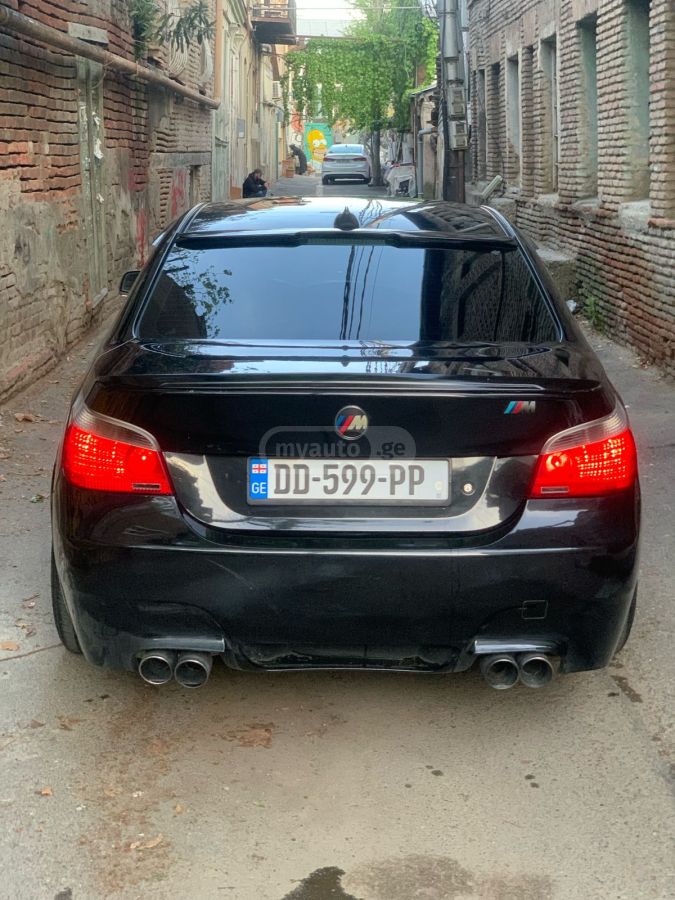 BMW 530