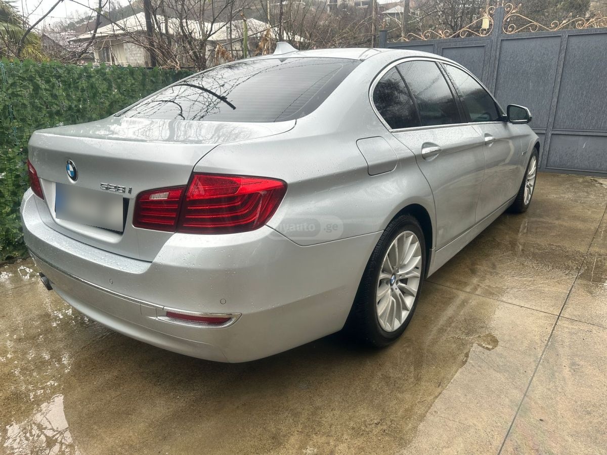 BMW 528 2015 — photo 2
