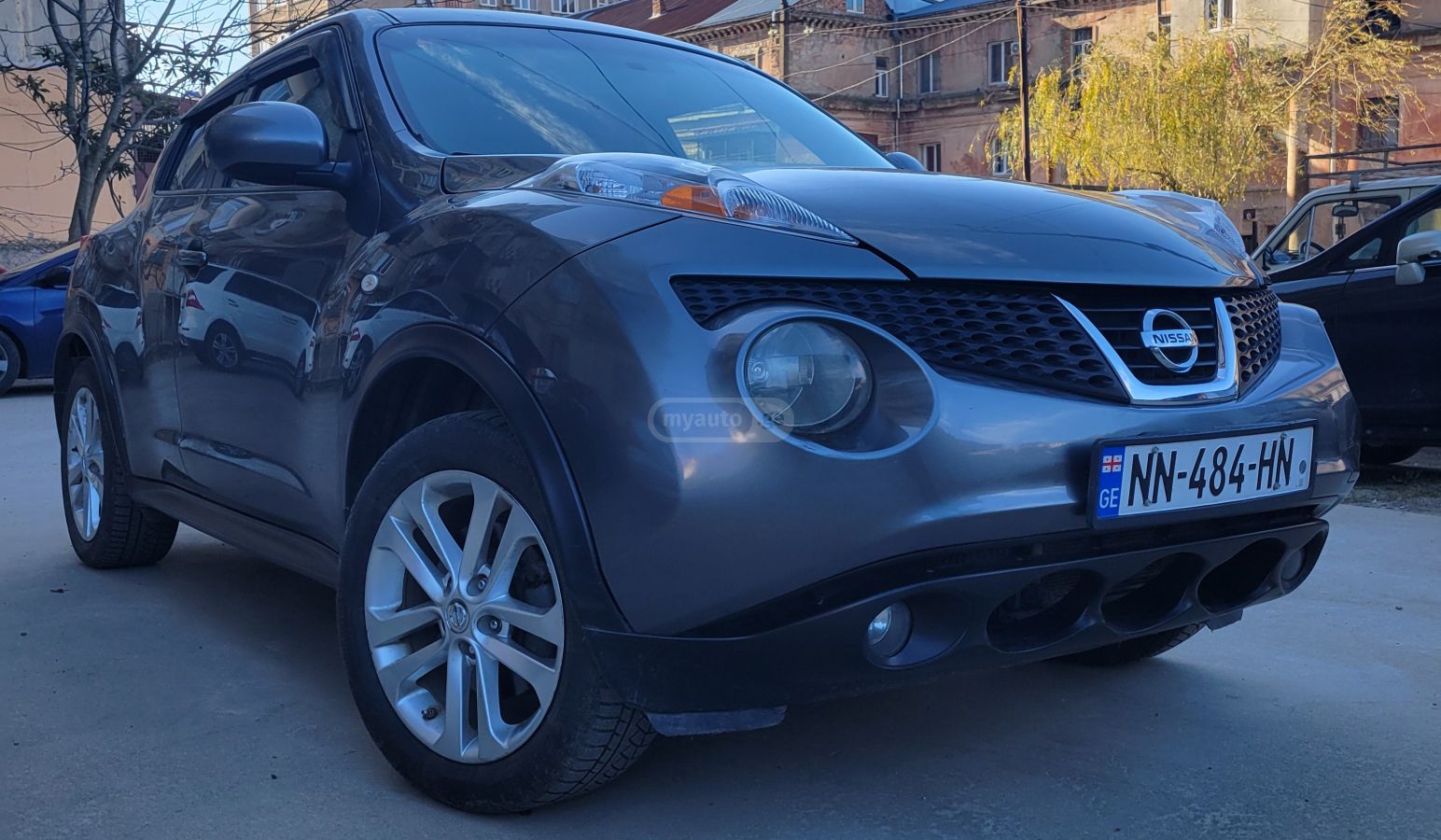 Nissan Juke 2012 — photo 2