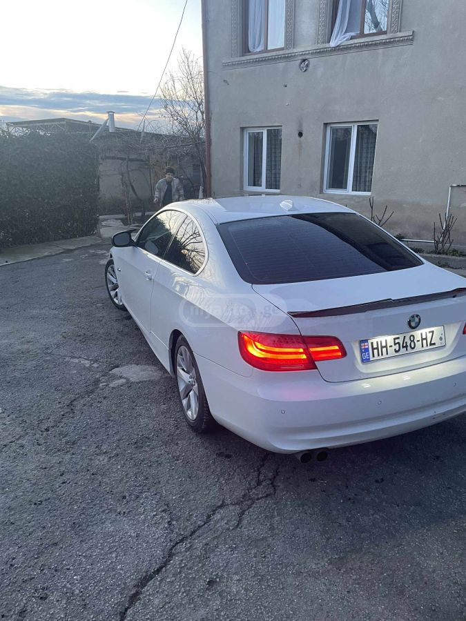 BMW 328 2013 — photo 2