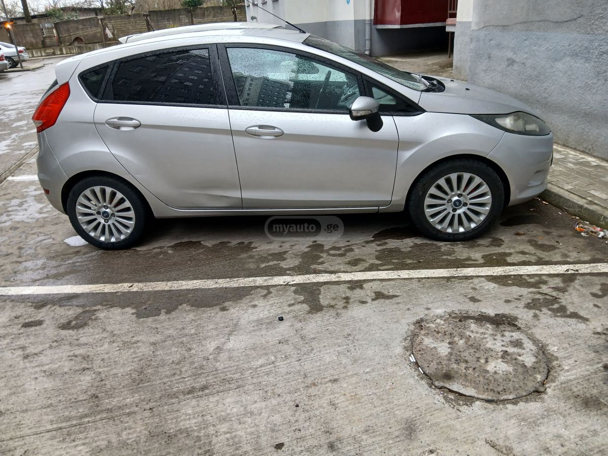 Ford Fiesta 2008 — photo 2