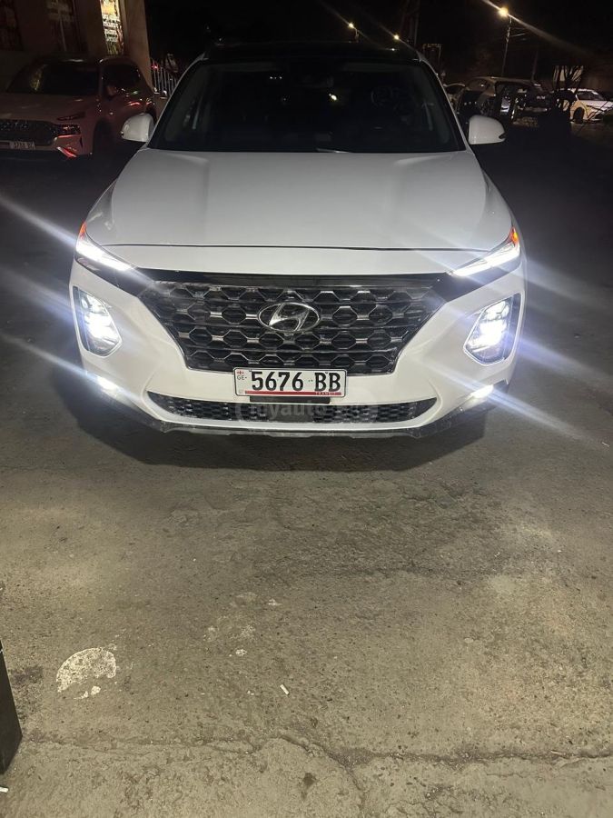 Hyundai Santa FE 2020 — photo 2
