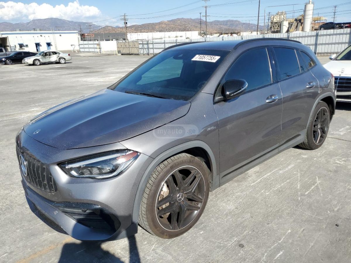 Mercedes-Benz GLA 350