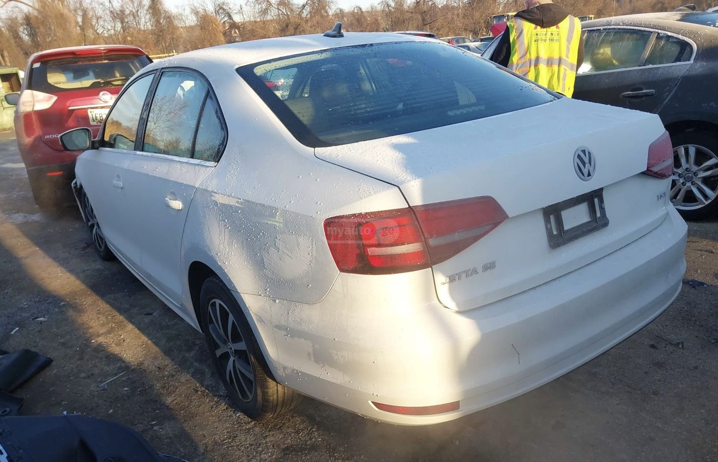 Volkswagen Jetta 2016 — photo 2