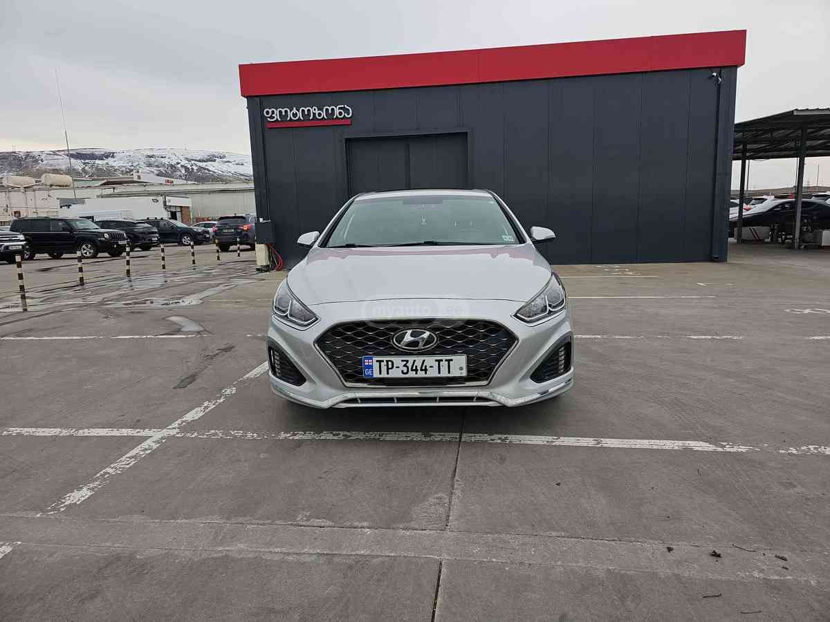 Hyundai Sonata 2018 — photo 2