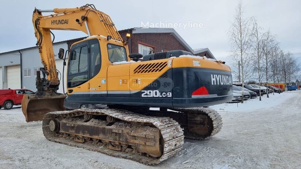 Hyundai 30 D-7E