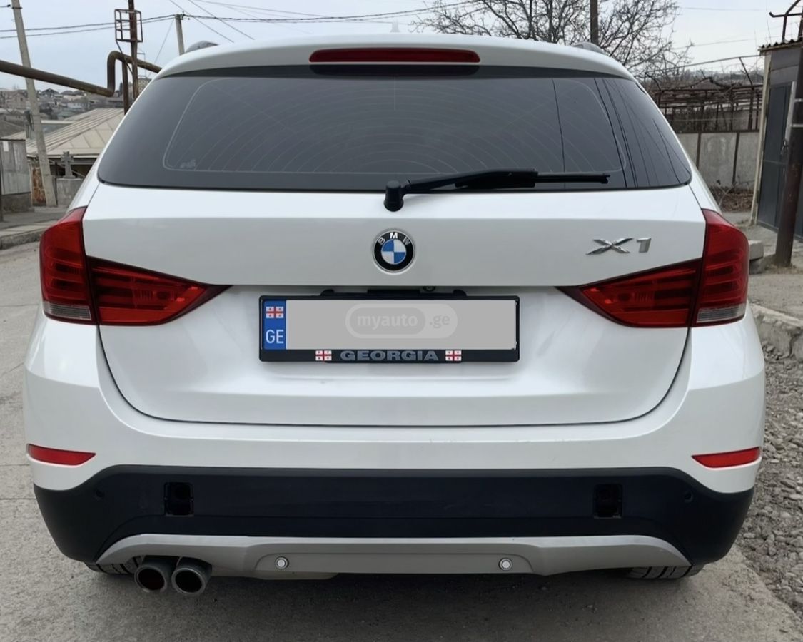 BMW X1 2013 — photo 2