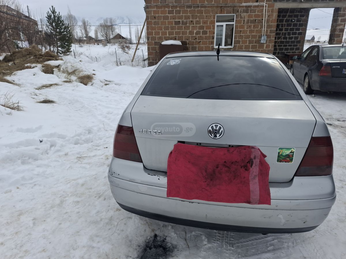 Volkswagen Jetta 2000 — photo 2