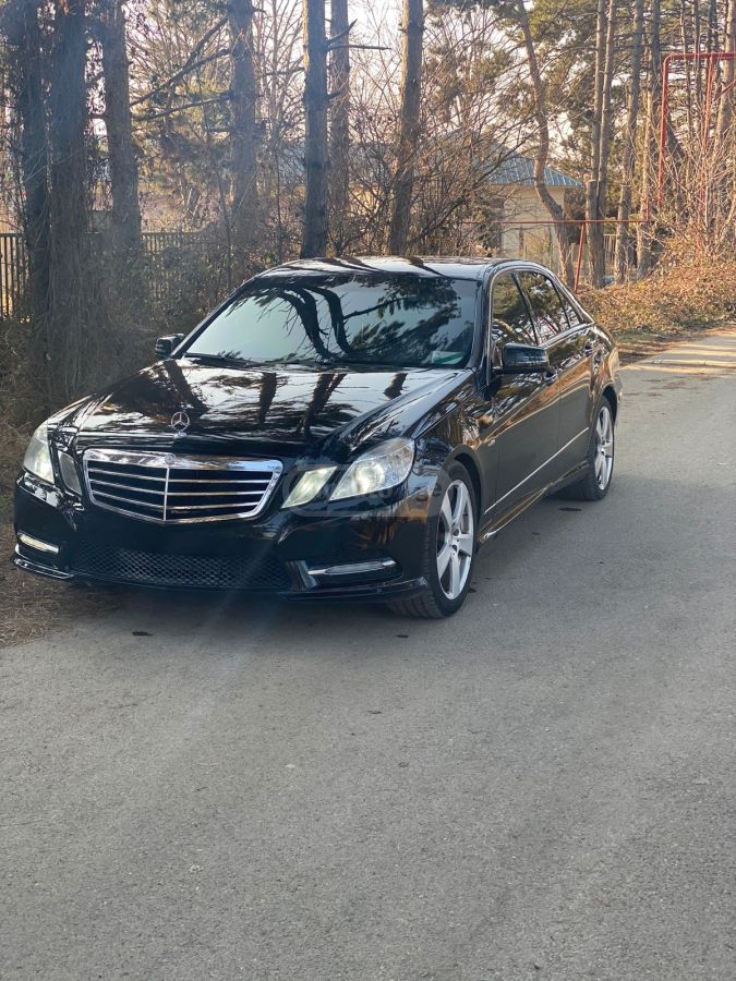 Mercedes-Benz E 350 2012 — photo 2