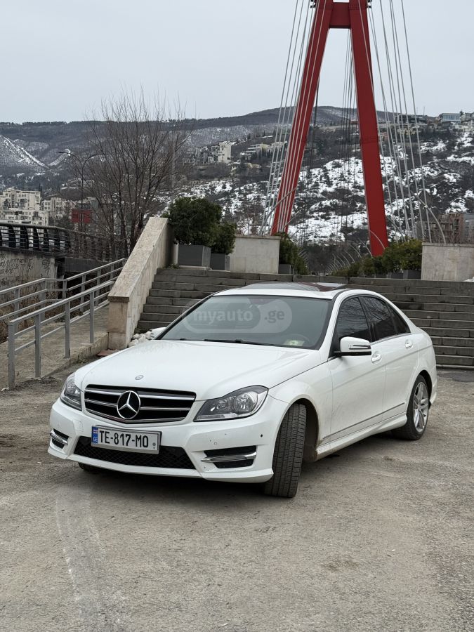 Mercedes-Benz C 250 2013 — photo 2