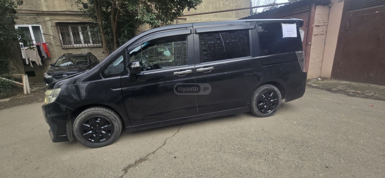 Honda Step Wagon 2013 — photo 2
