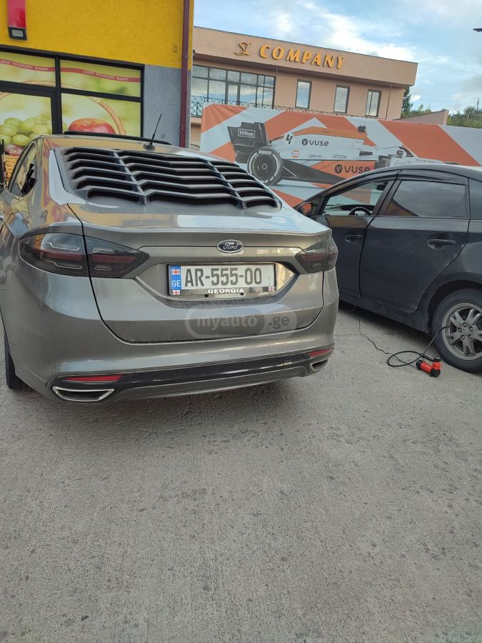 Ford Fusion 2014 — photo 2