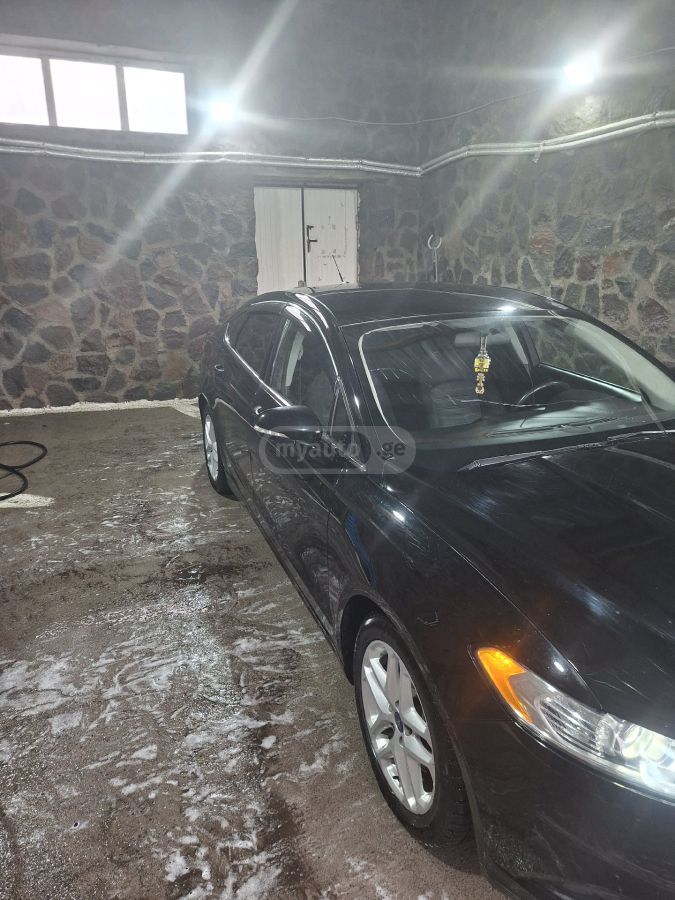 Ford Fusion 2015 — photo 2