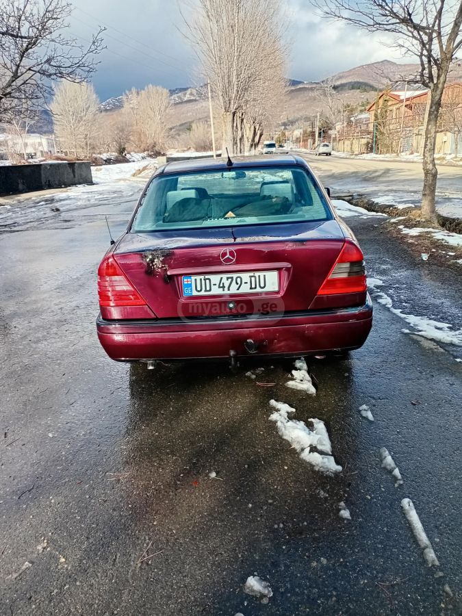 Mercedes-Benz C 230 1997 — photo 2