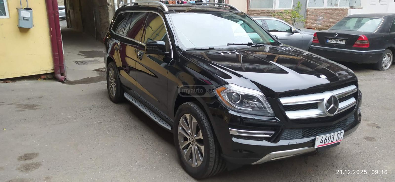 Mercedes-Benz GL 450 2017 — photo 2