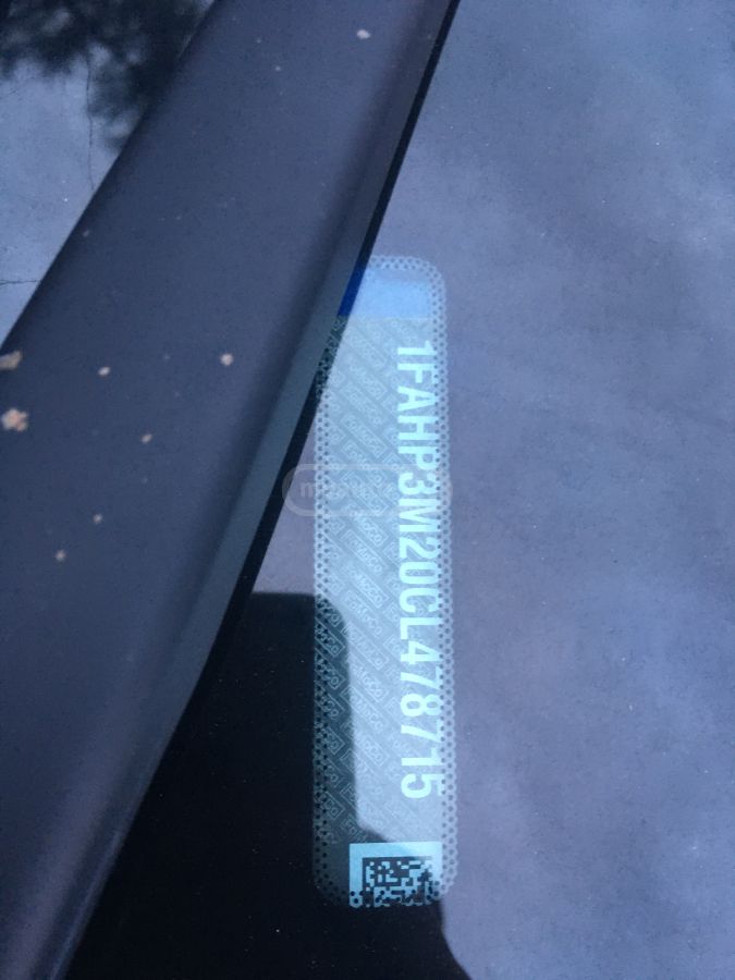 Ford Focus 2012 — photo 2