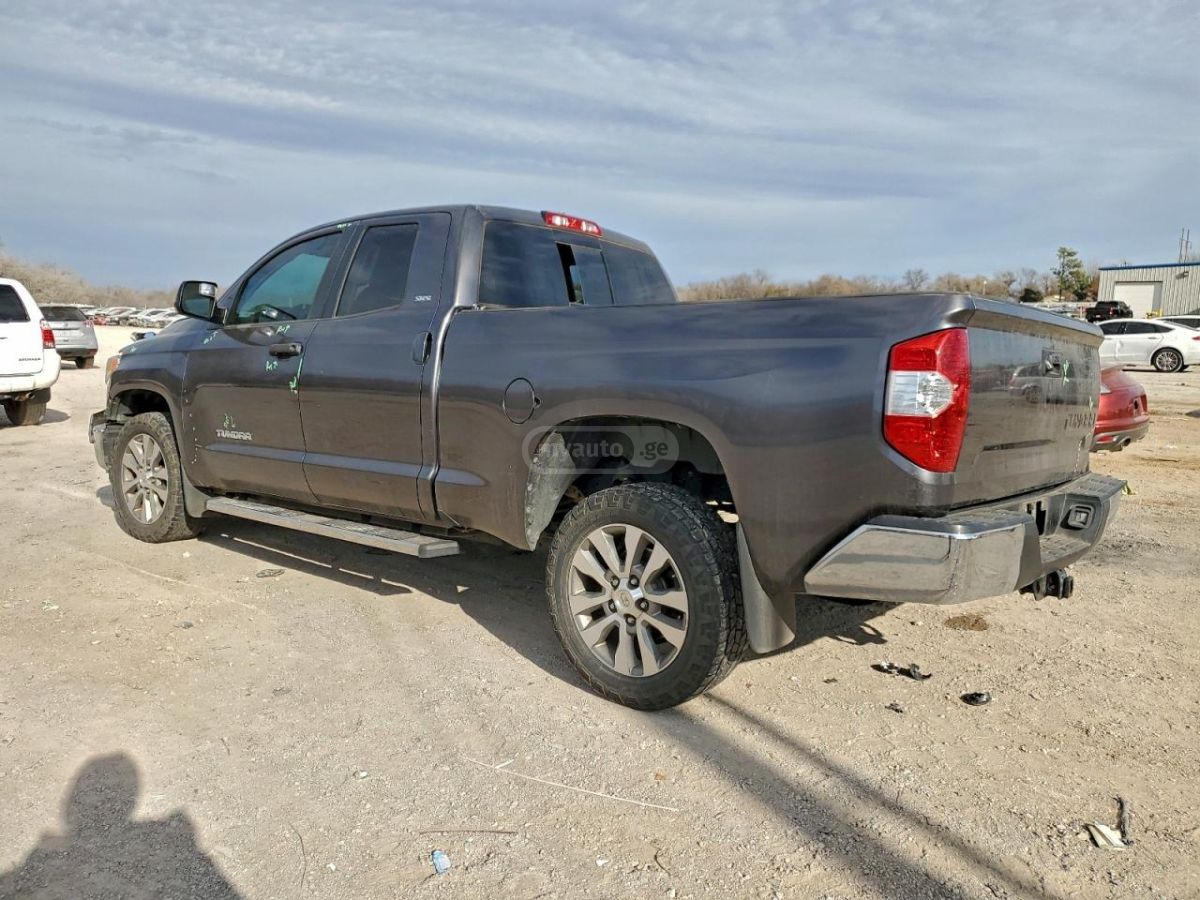 Toyota Tundra 2016 — photo 2