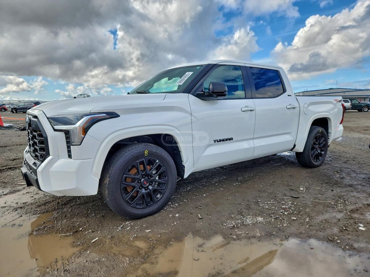 Toyota Tundra