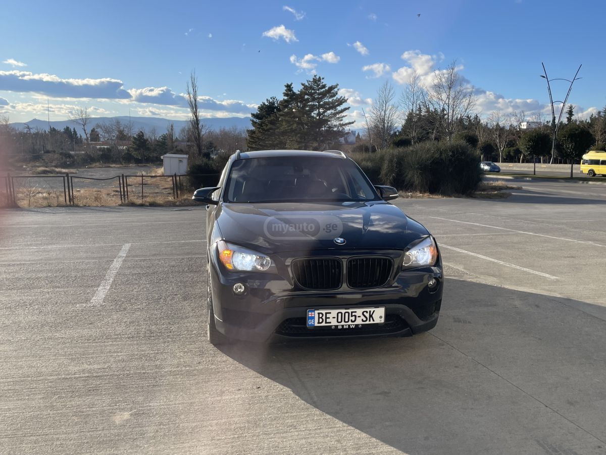 BMW X1 2012 — photo 2