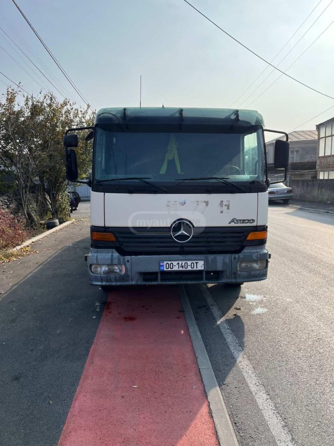 Mercedes-Benz Atego 2001 — photo 2