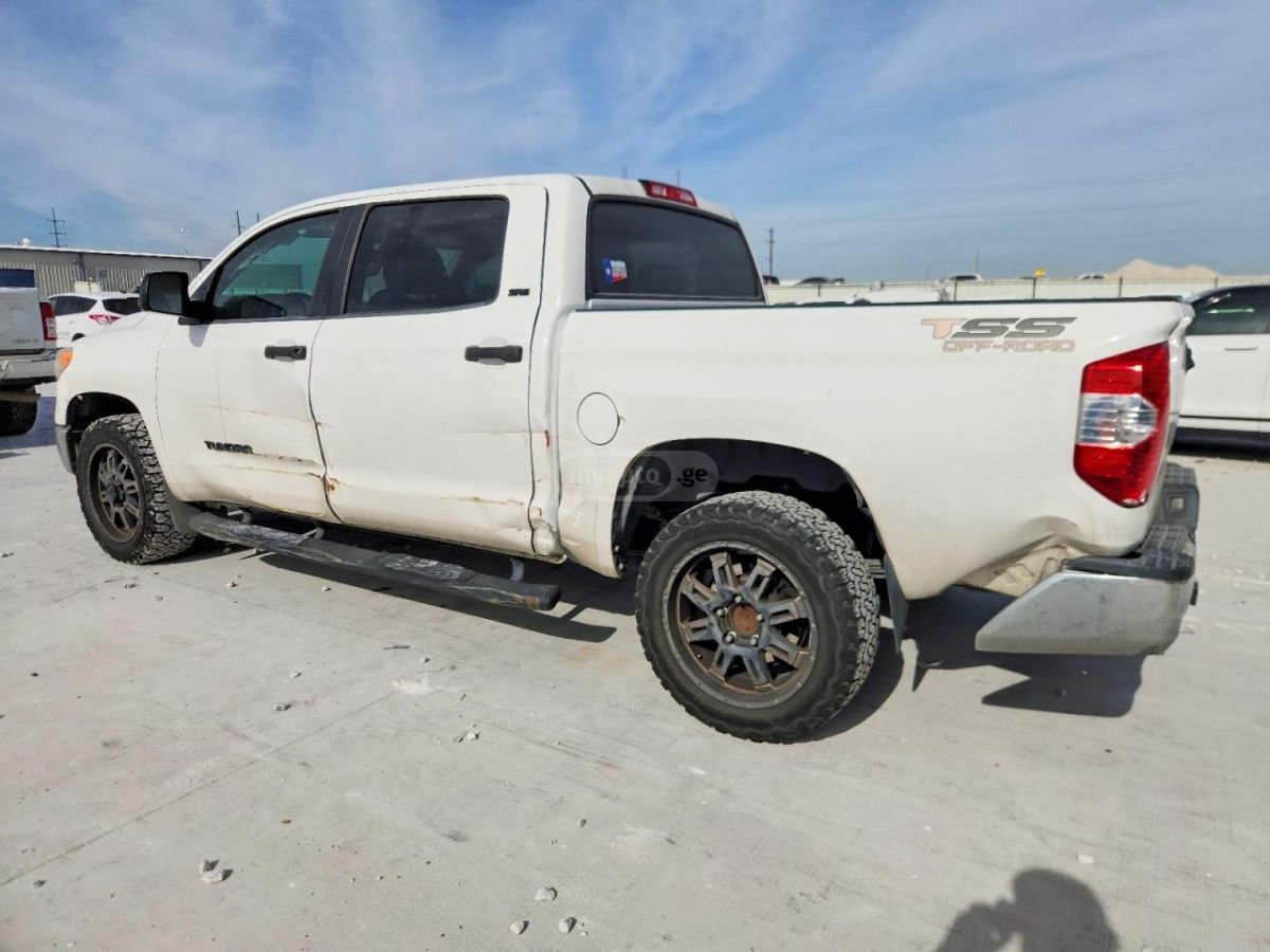 Toyota Tundra 2017 — photo 2