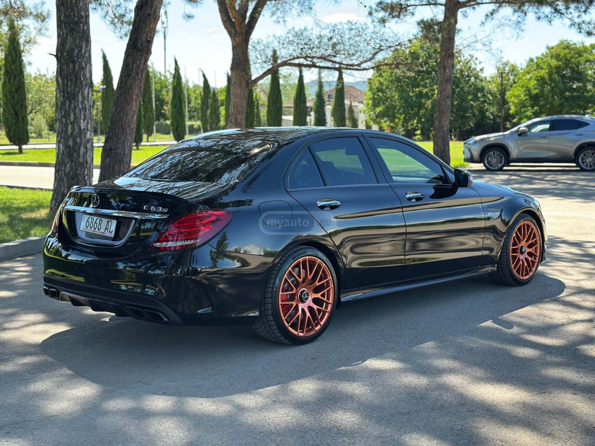 Mercedes-Benz C 63 AMG 2015 — photo 2