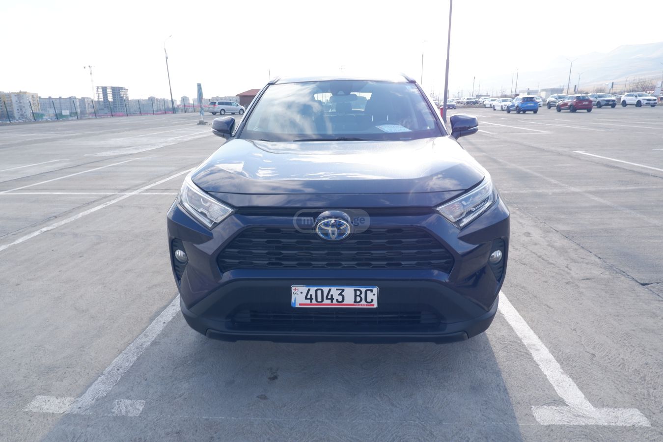 Toyota RAV4 2022 — photo 2