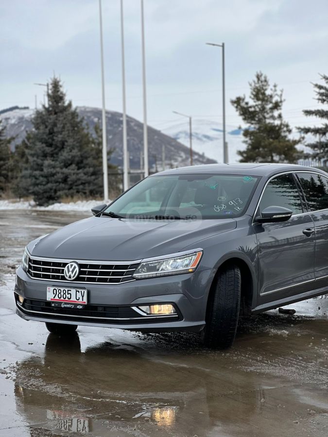 Volkswagen Passat 2017 — photo 2