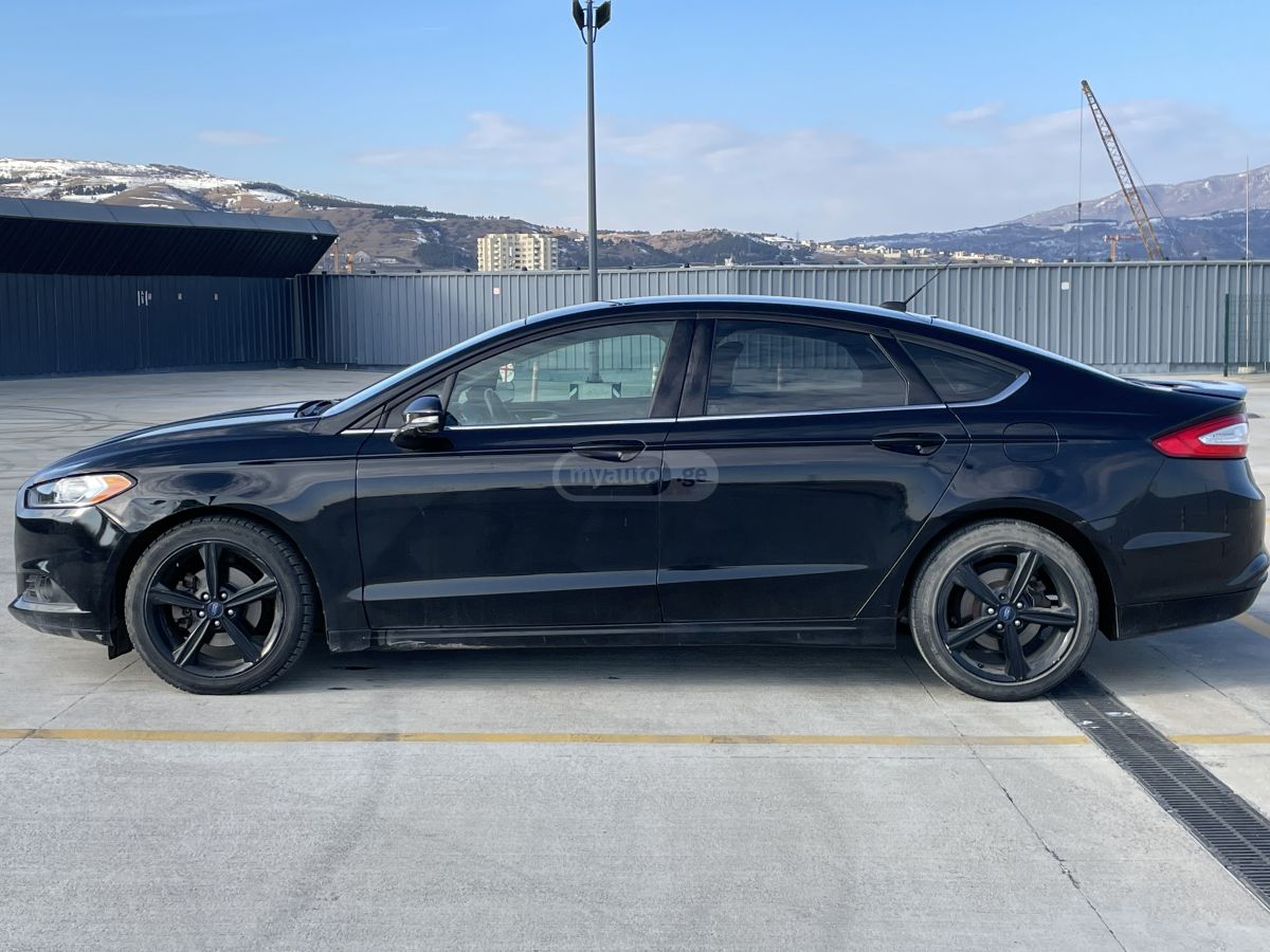 Ford Fusion 2016 — photo 2