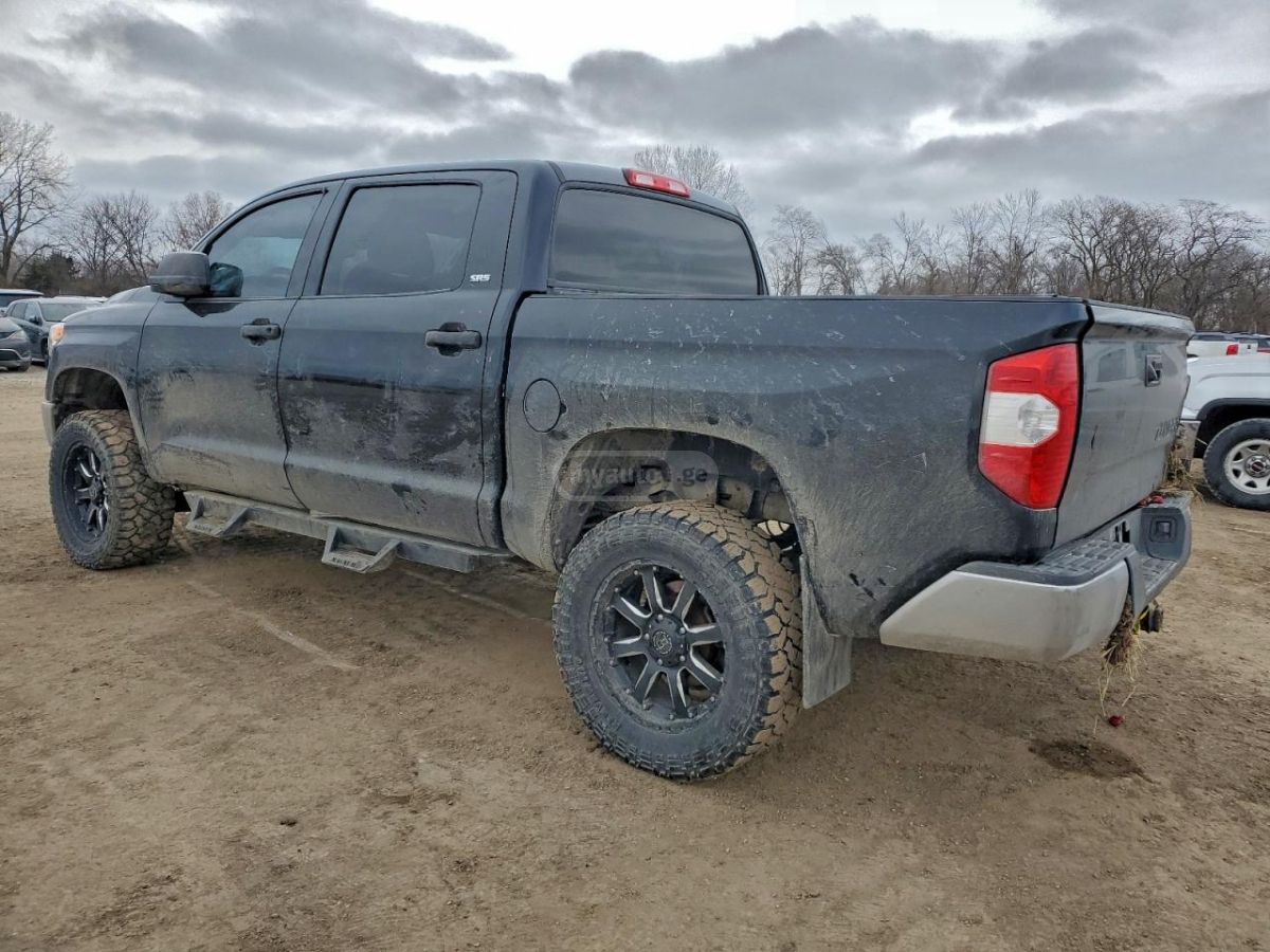 Toyota Tundra 2015 — photo 2