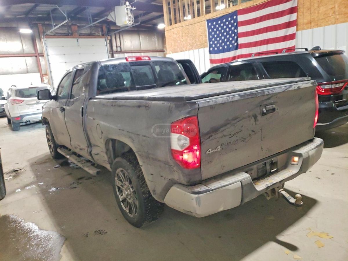 Toyota Tundra 2014 — photo 2
