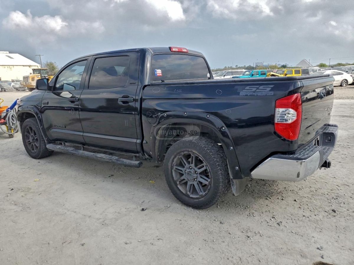 Toyota Tundra 2017 — photo 2