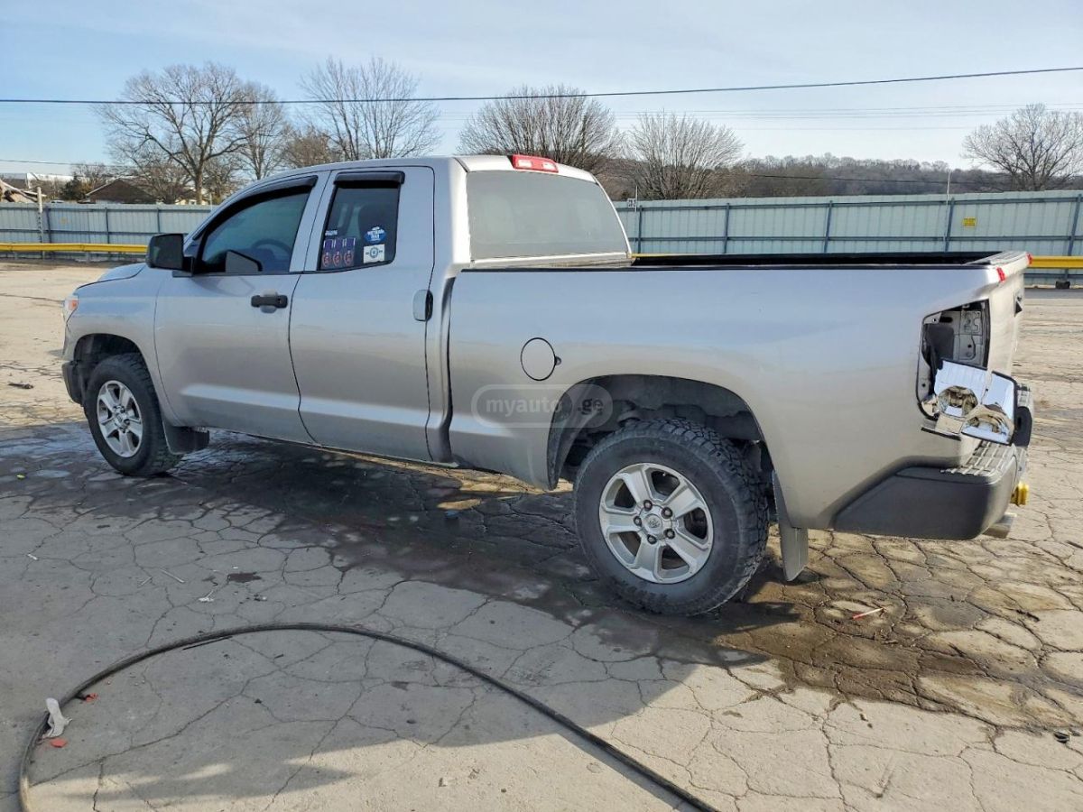 Toyota Tundra 2015 — photo 2