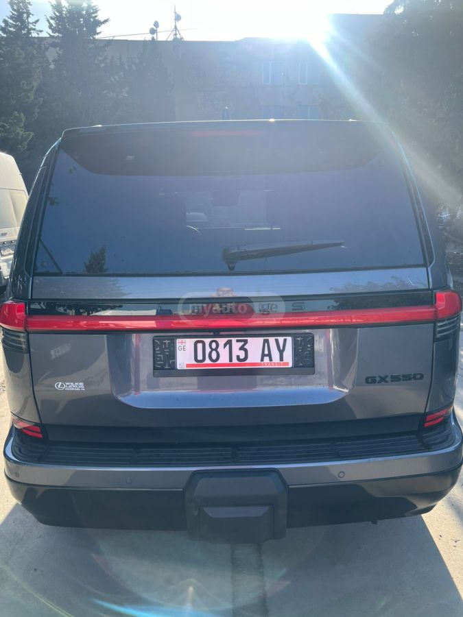 Lexus GX 550 2025 — photo 2