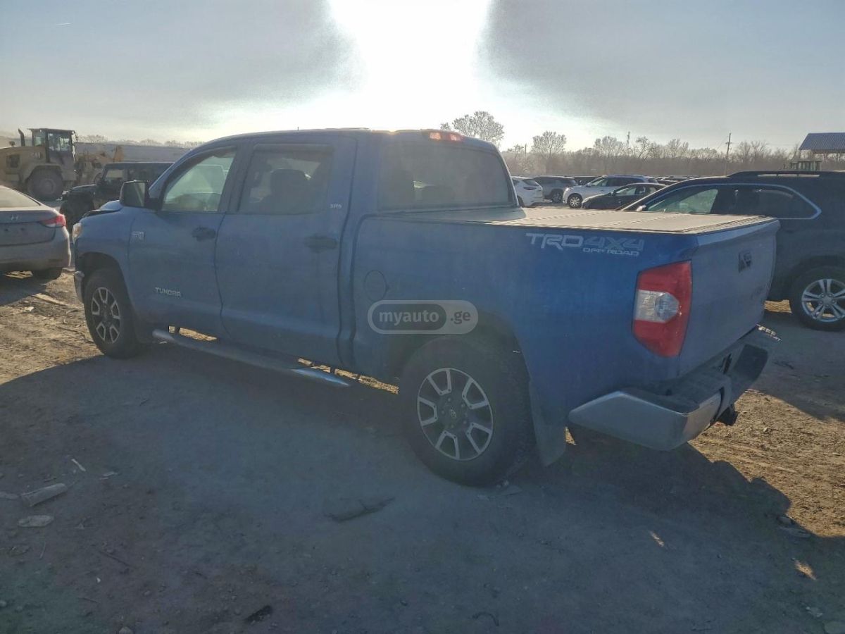 Toyota Tundra 2016 — photo 2