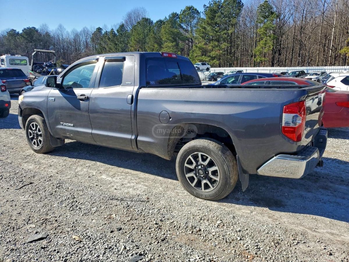 Toyota Tundra 2015 — photo 2